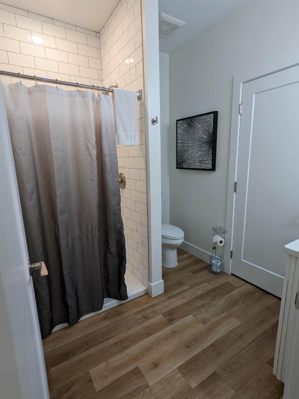 Location Location - Capri Condo 212 Traverse City Bagian luar foto